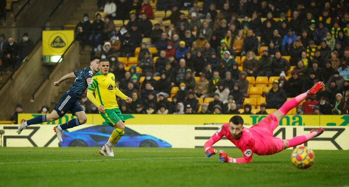 22 گل در چهار بازی لیگ انگلیس، پیروزی لندنیها در شب آتشبازی سیتی 2