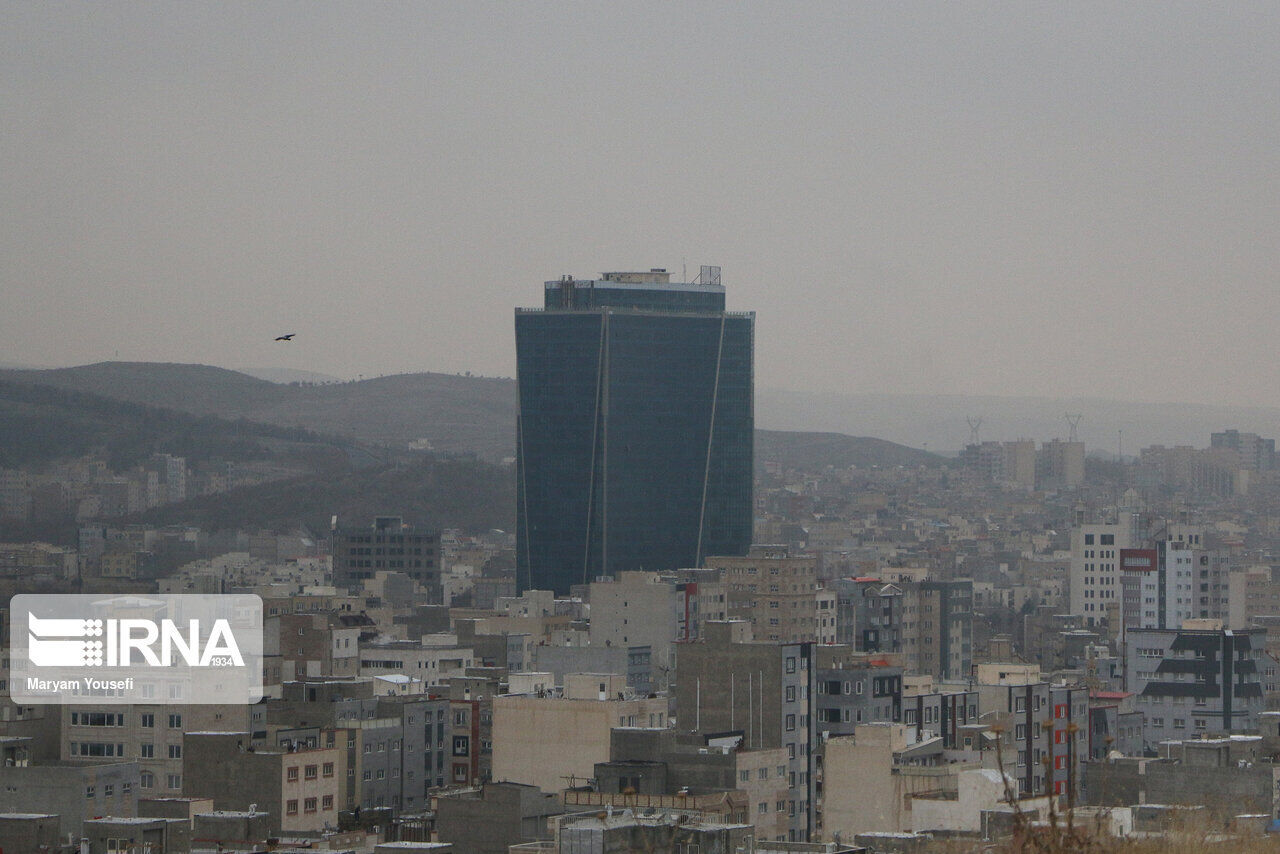 هوای تبریز برای گروه‌های حساس ناسالم است