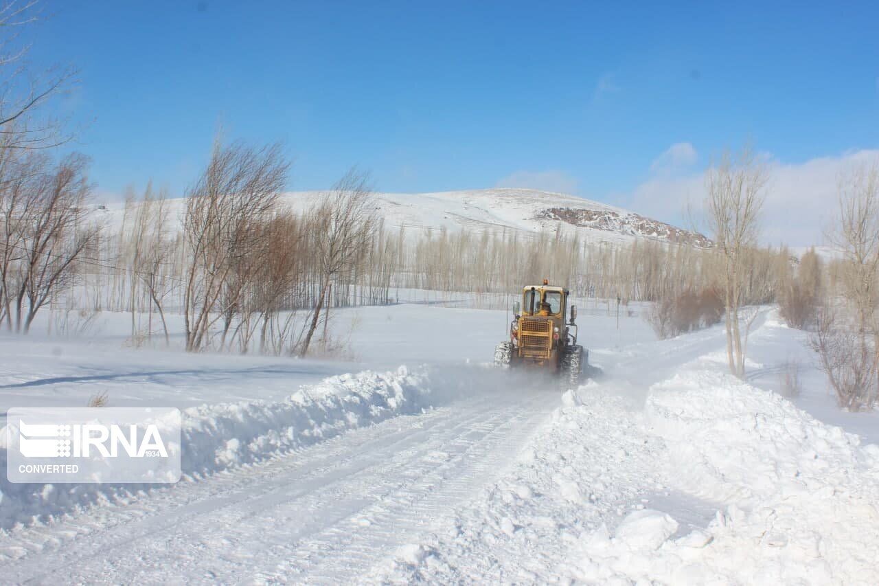 رئیس اداره راهداری: راه‌ ۱۲۰ روستای هشترود پس از یک هفته بازگشایی شد