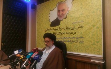 فعال فرهنگی افغانستانی: شهید سلیمانی الهام‌بخش مبارزان منطقه بود