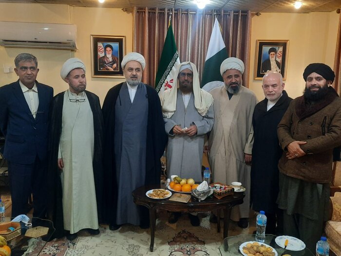 جلسه دبیرکل مجمع تقریب مذاهب اسلامی باشخصیتهای پاکستان به روایت تصویر