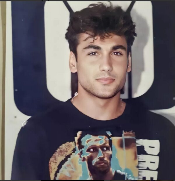 پیغام دختر ستاره استقلال به فرهاد مجیدی: به دادمان برسید/ پدرم را از زندان آزاد کنید