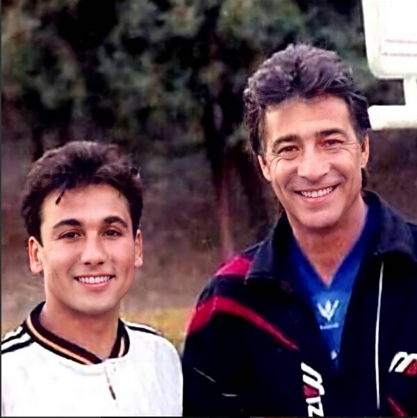 پیغام دختر ستاره استقلال به فرهاد مجیدی: به دادمان برسید/ پدرم را از زندان آزاد کنید