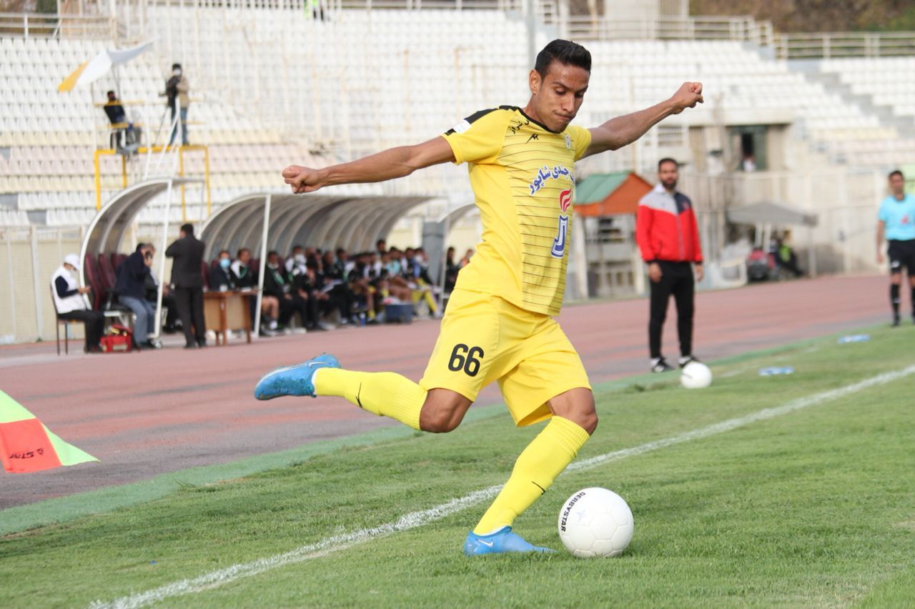 بازیکن فجر سپاسی شیراز: جایگاه خوبی در لیگ برتر کسب میکنیم بازیکن فجر سپاسی شیراز: جایگاه خوبی در لیگ برتر کسب میکنیم