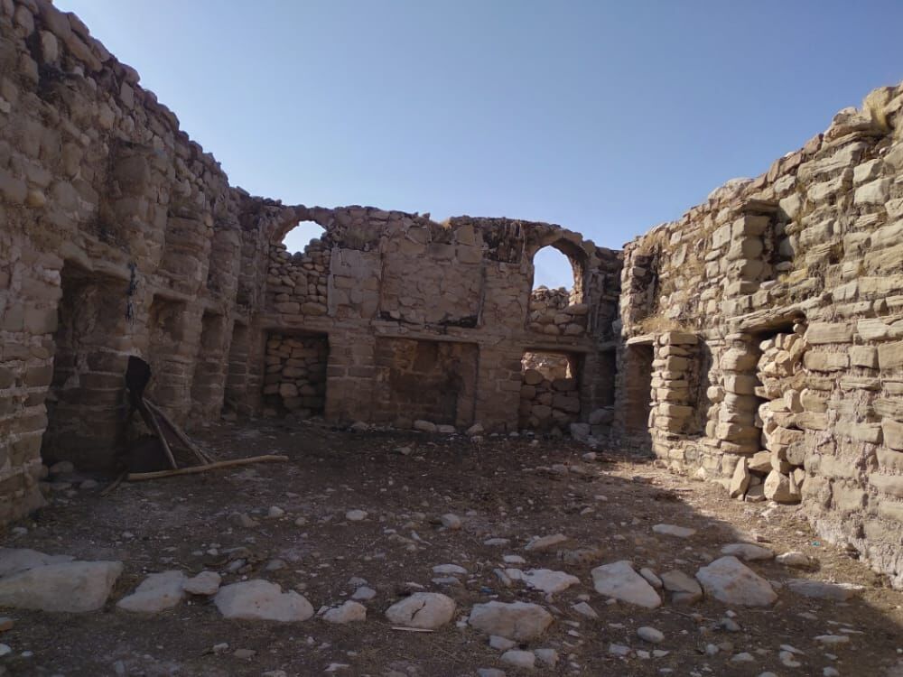 مرمت بافت تاریخی روستای بُنه‌وار شهرستان لالی آغاز شد