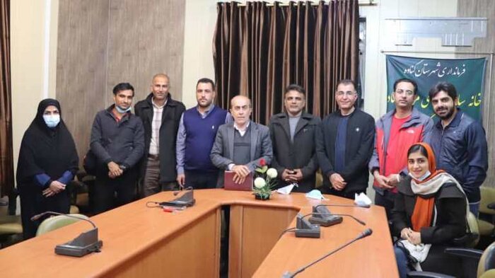 انجمن خبرنگاران گناوه بی سرپناه