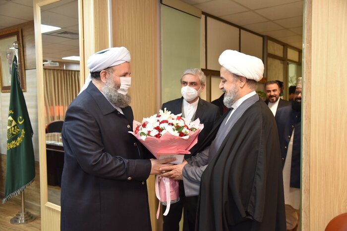 دیدار وزیر امور مذهبی و نخبگان دینی پاکستان با دبیرکل مجمع تقریب