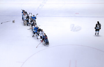 Iran: l'équipe nationale féminine de hockey accueille Ilham   