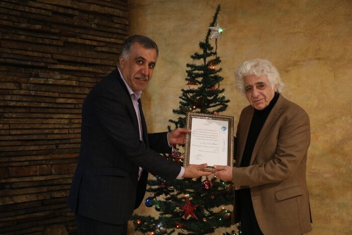 چکناواریان: هیچ ارتشی قویتر از هنر نیست