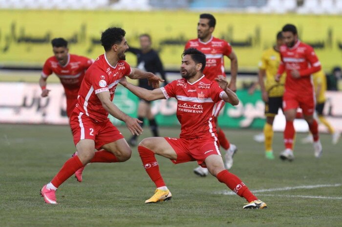 پرسپولیس با «کمال» به کامیابی رسید؛ سرخها در یکقدمی صدر
