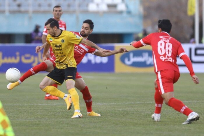 پرسپولیس با «کمال» به کامیابی رسید؛ سرخها در یکقدمی صدر