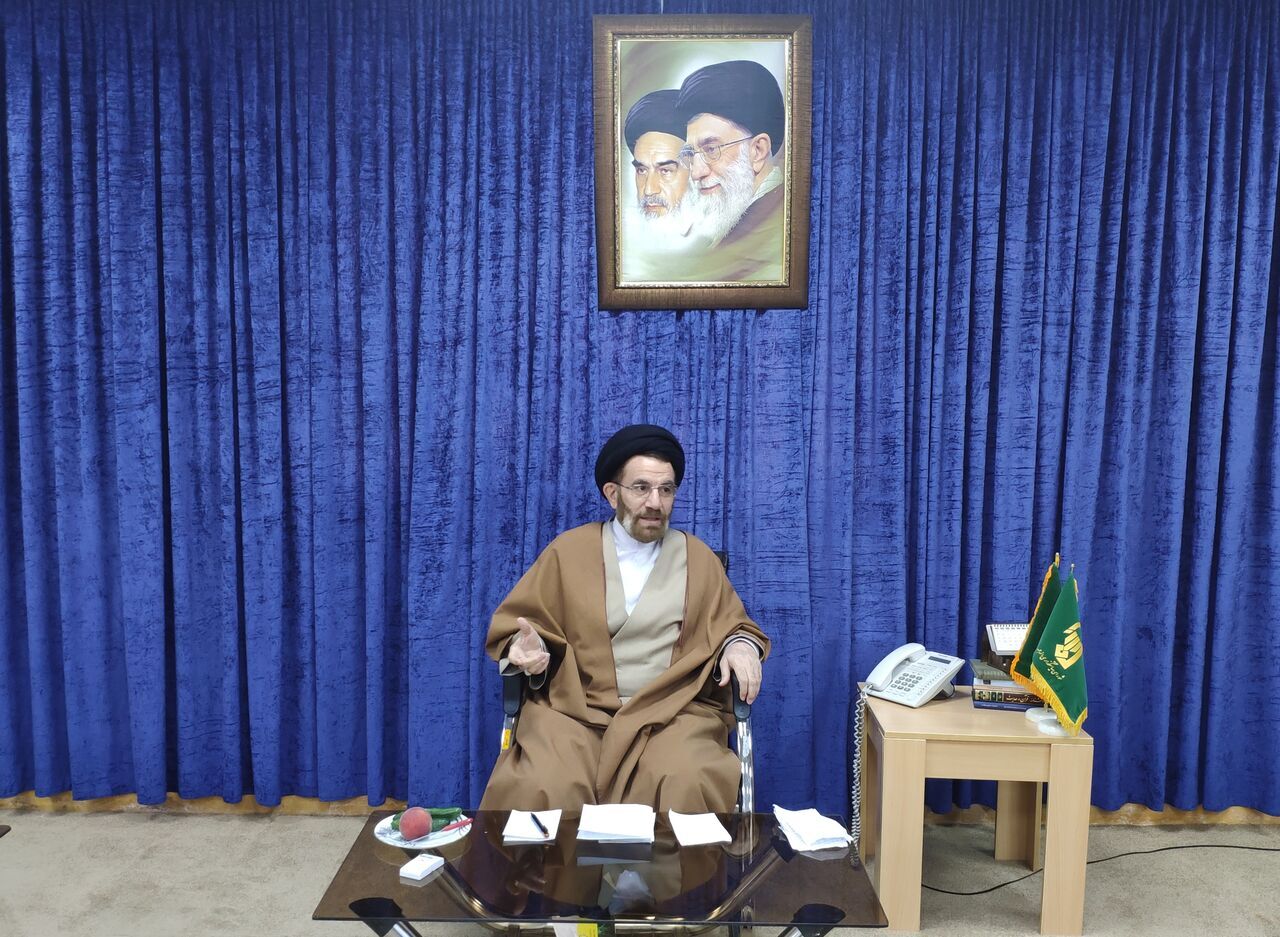 نماینده ولی فقیه در لرستان: مجاهدت در راه انقلاب اسلامی ادامه دارد