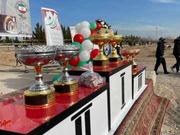 مسابقه دو صحرانوردی دختران کشور در دامغان