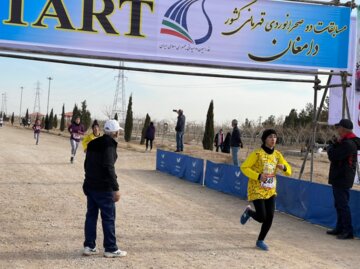 مسابقه دو صحرانوردی دختران کشور در دامغان