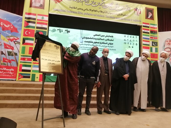 شهید سلیمانی کشورهای جهان اسلام را به هم وصل کرد