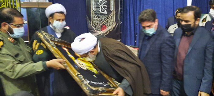 تولیت آستان قدس رضوی بر گره گشایی از کار مردم تاکید کرد