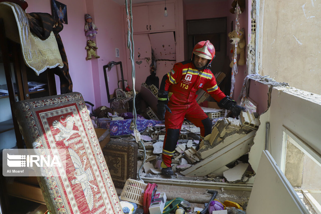 ۲ نفر در اثر انفجار واحد مسکونی در کرمانشاه مصدوم شدند ۲ نفر در اثر انفجار واحد مسکونی در کرمانشاه مصدوم شدند