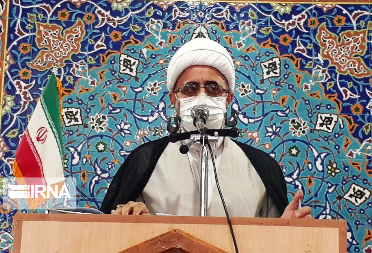 امام جمعه میامی: راهبردهای اقتصاد مقاومتی برای تحقق شعار سال مورد توجه باشد