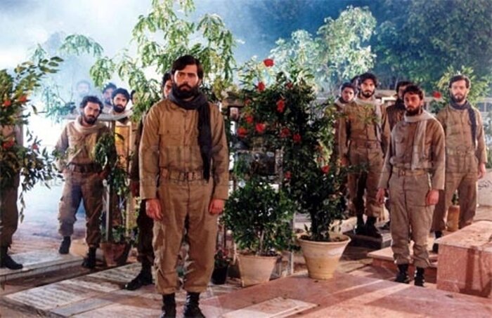 تجلیل از ۲ پیشکسوت تئاتر در اختتامیه جشنواره «سردار آسمانی»