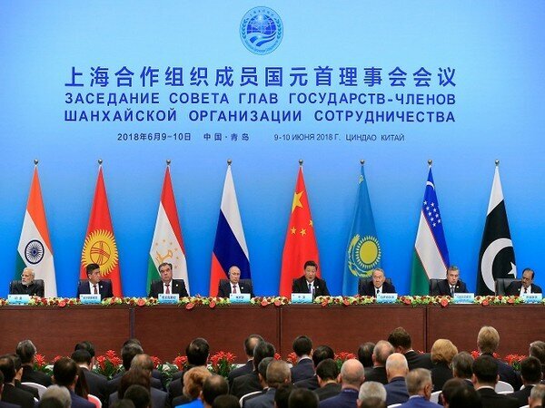 توسعه همکاری تهران با مسکو و پکن؛ مصداق نگاه ایران به شرق