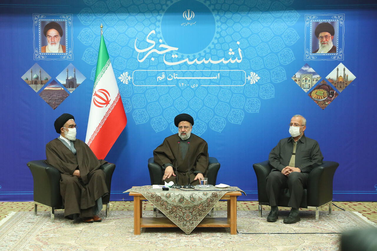 رییس جمهوری: مسائل فرهنگی استان قم در اولویت است