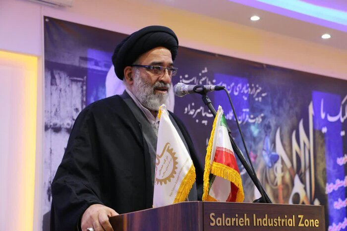 توطئه دشمنان با تکیه بر مکتب شهید سلیمانی خنثی می شود