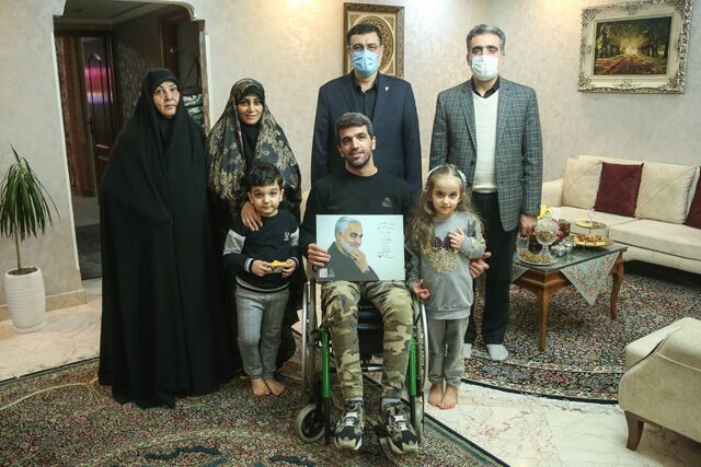 خانواده‌های با بصیرت شهدا و ایثارگران سرمایه‌های نظام اسلامی هستند