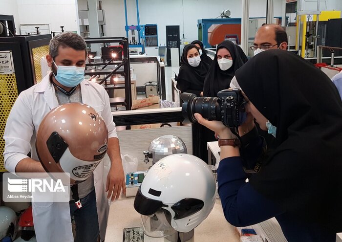 تعقیب ارزشهای انقلابی از نگاه عکاسان خبری