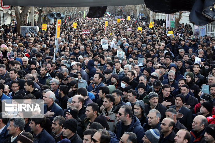 راز محوبیت سردار دلها