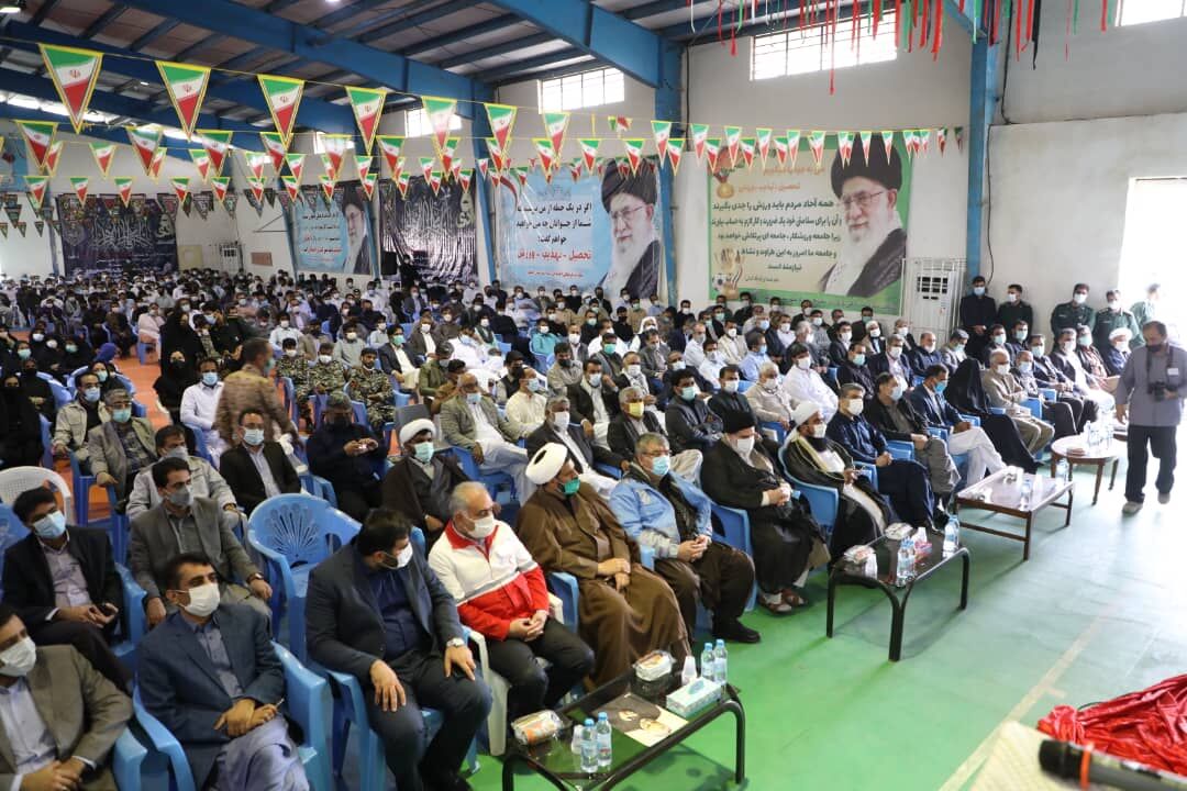 امامجمعه چابهار: صداقت و انقلابیگری از ویژگیهای شاخص سردار سلیمانی بود