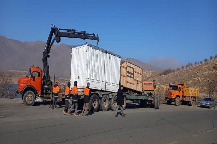 دکههای حاشیه سد مهاباد جمع آوری شد