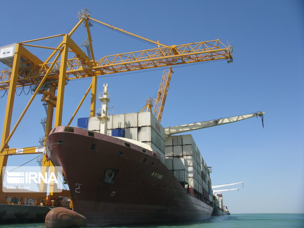 از حضور مسئولین در مناطق سیلزاده تا ساخت ۴۰۰ هزار مسکن توسط تعاونیها