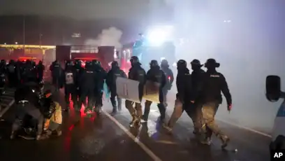 افزایش ناآرامی ها در قزاقستان و یورش معترضان به شهرداری آلماتی