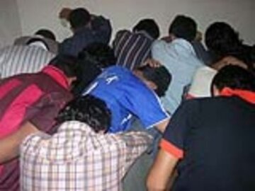 ۱۲ معتاد و خرده فروش موادمخدر در شهرستان زنجان دستگیر شدند