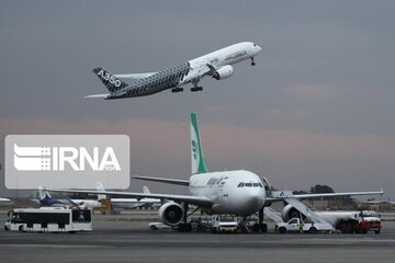 پروازهای مسافری در فرودگاههای تهران از سر گرفته شد