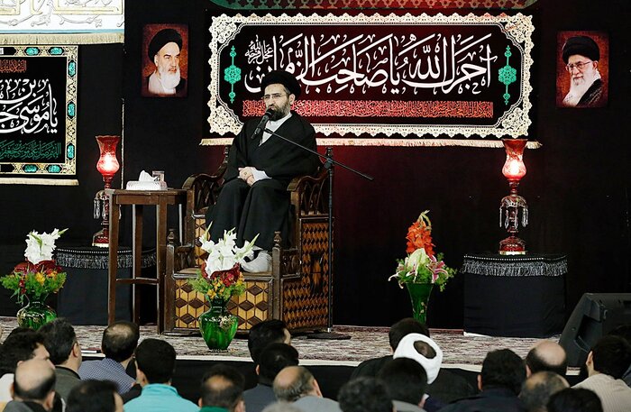 آیین ویژه شب شهادت حضرت زهرا(س) در حرم مطهر رضوی برگزار شد