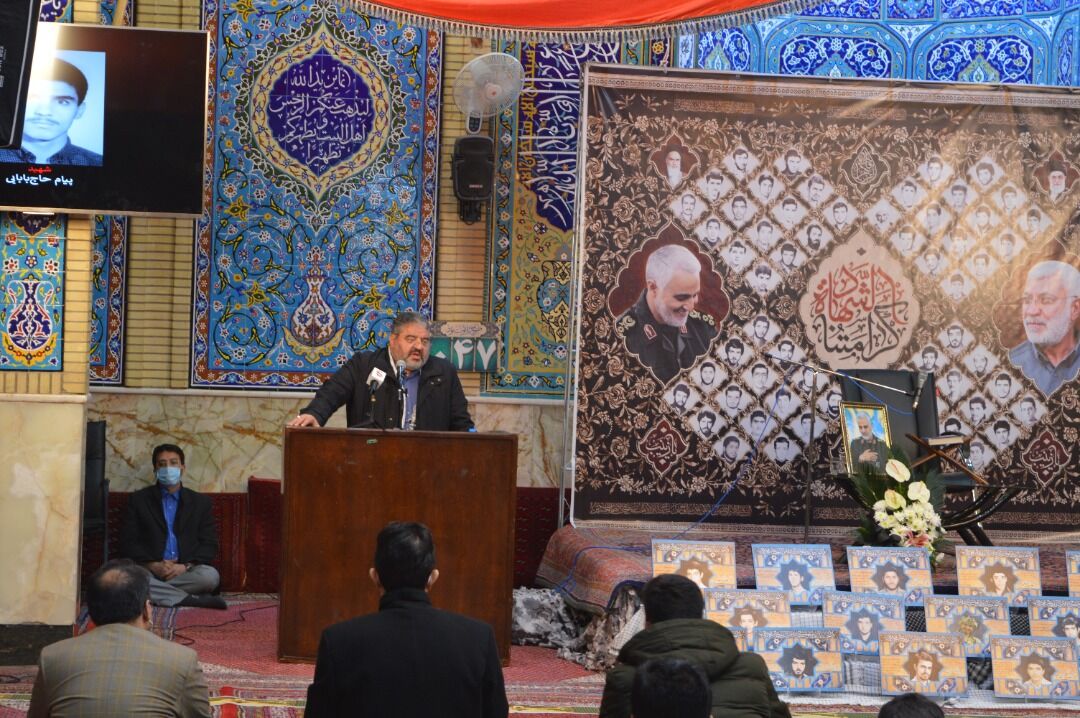 سردار سلیمانی خطر یک جنگ 10 ساله را از سر ایران رفع کرد