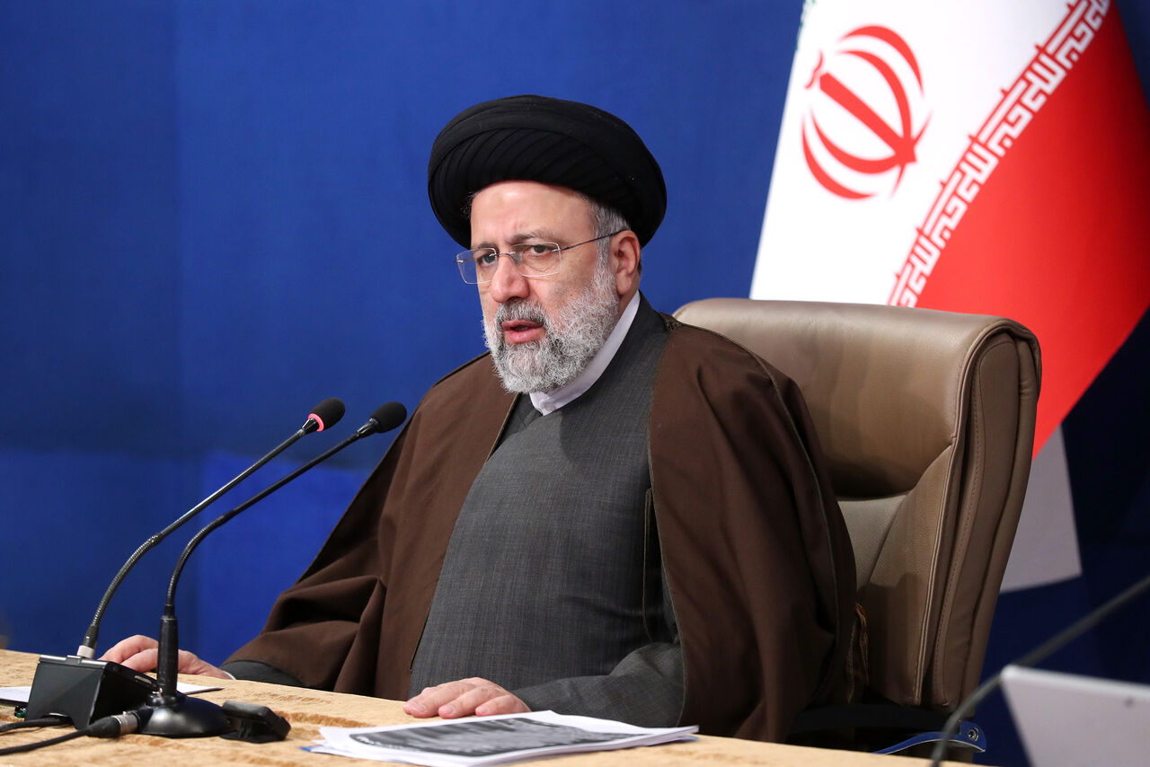 رییس جمهور: هماهنگی تیم اقتصادی نقطه قوت دولت است/ گزارشهای اقتصادی متقن و حساب شده باشد