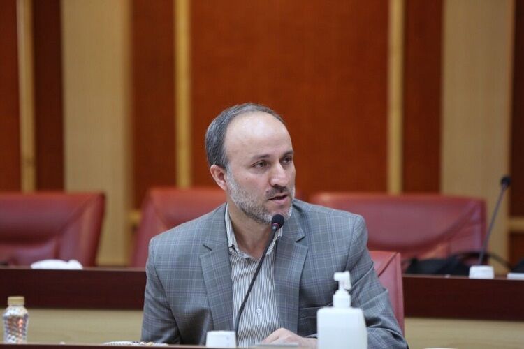 وضعیت مهاجرت نخبگان در شبکههای اجتماعی خیلی سیاه نشان داده میشود