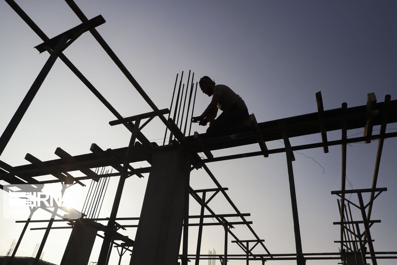 سردار طلایینیک: وزارت دفاع احداث 100 هزار واحد مسکونی را هدفگذاری کرده است