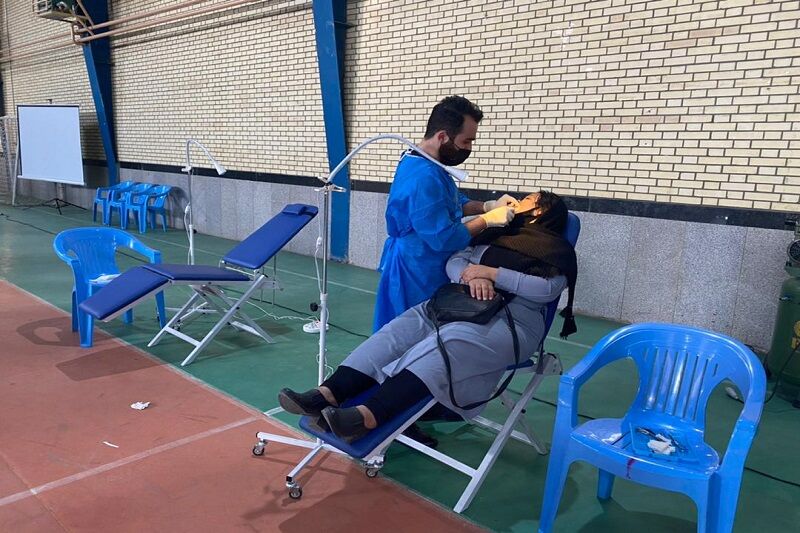 ۵۰ دندانپزشک در قالب اردوی جهادی الکفیل در قروه حضور یافتند ۵۰ دندانپزشک در قالب اردوی جهادی الکفیل در قروه حضور یافتند