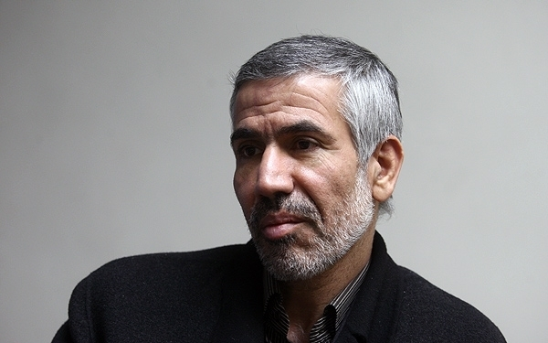 شعر فاطمی را از بنبست «دیوار و در» بیرون بیاوریم