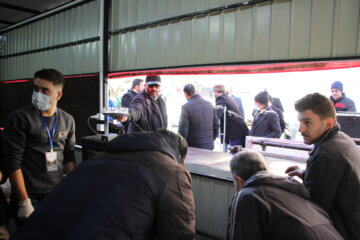 توزیع 6هزار پرس غذا نذری بمناسبت شهادت حضرت فاطمه (س) در ماکو