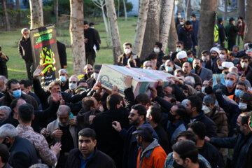 مراسم خاکسپاری شهید گمنام در شهرداری کرمانشاه