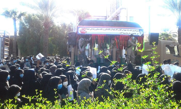 میثاق مردم بندرعباس با پیکر شهدای گمنام در سالروز شهادت امابیها(س)