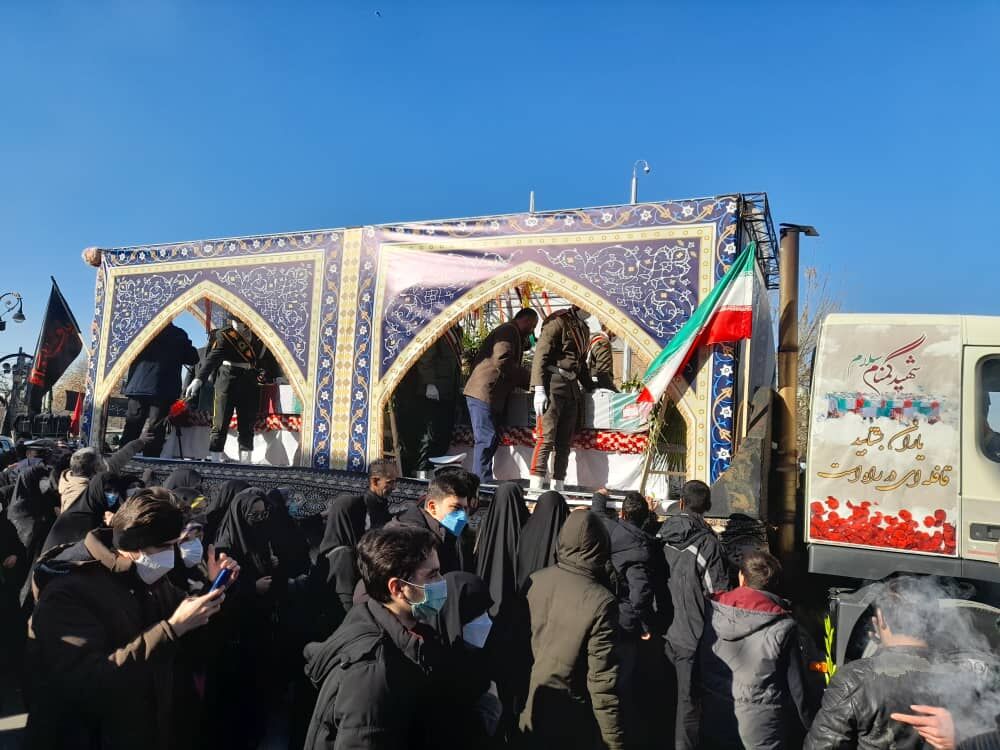 تشییع پیکر شهدا در ارومیه / داغ شهادت مادر تازه شد