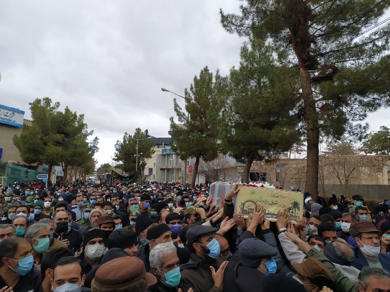 بدرقه شهدای گمنام تا خانه ابدی بدرقه شهدای گمنام تا خانه ابدی