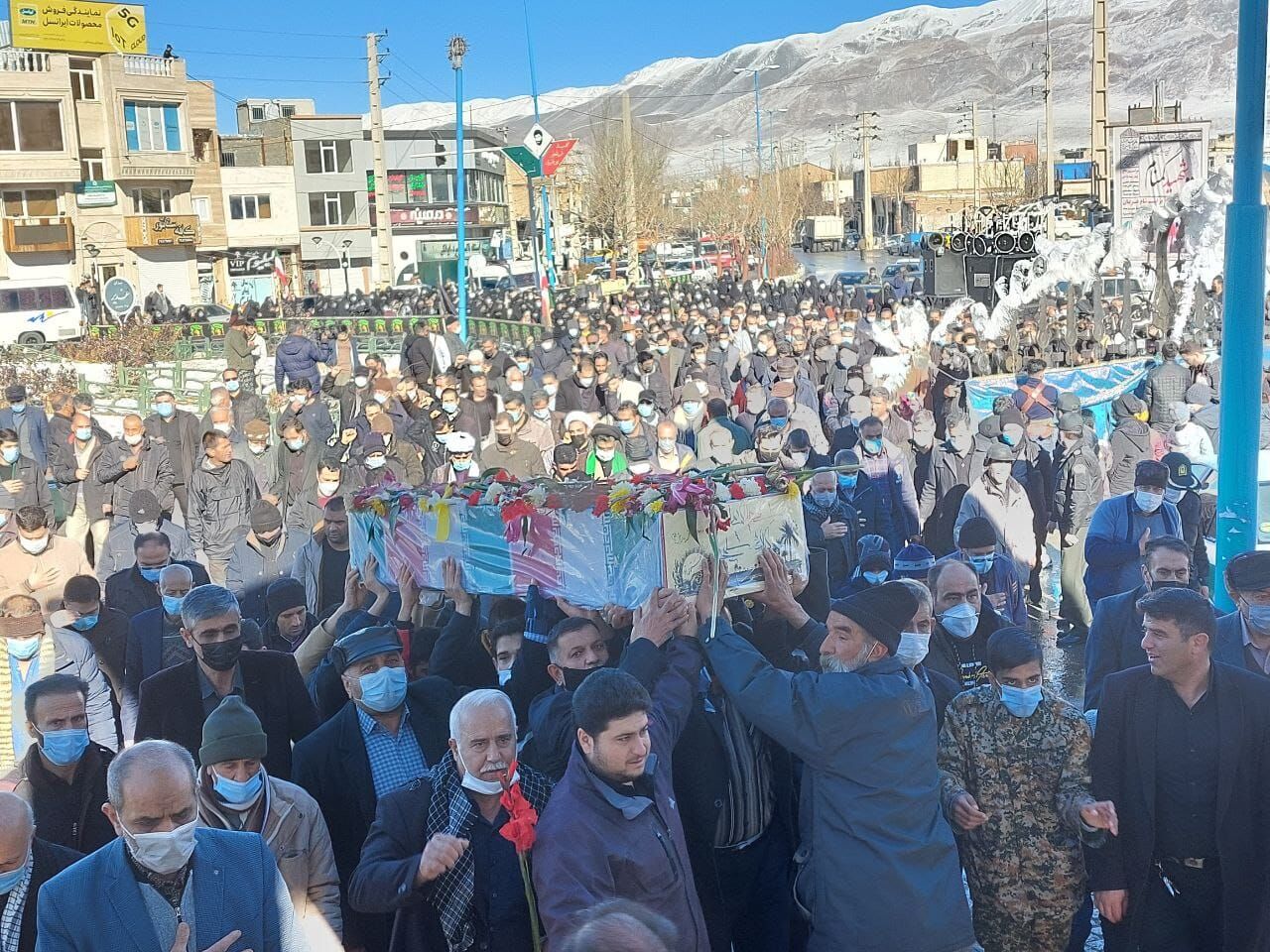 ۲ شهید گمنام دفاع مقدس در شهر آبسرد تشییع و تدفین شدند