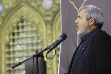 برگزاری دومین سالگرد شهدای سانحه هوایی در قم 13