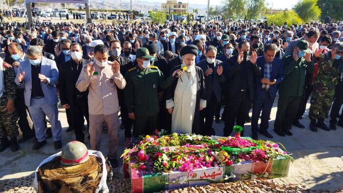 نماینده بوشهر در مجلس خبرگان: جهاد تنها در میدان رزم نیست